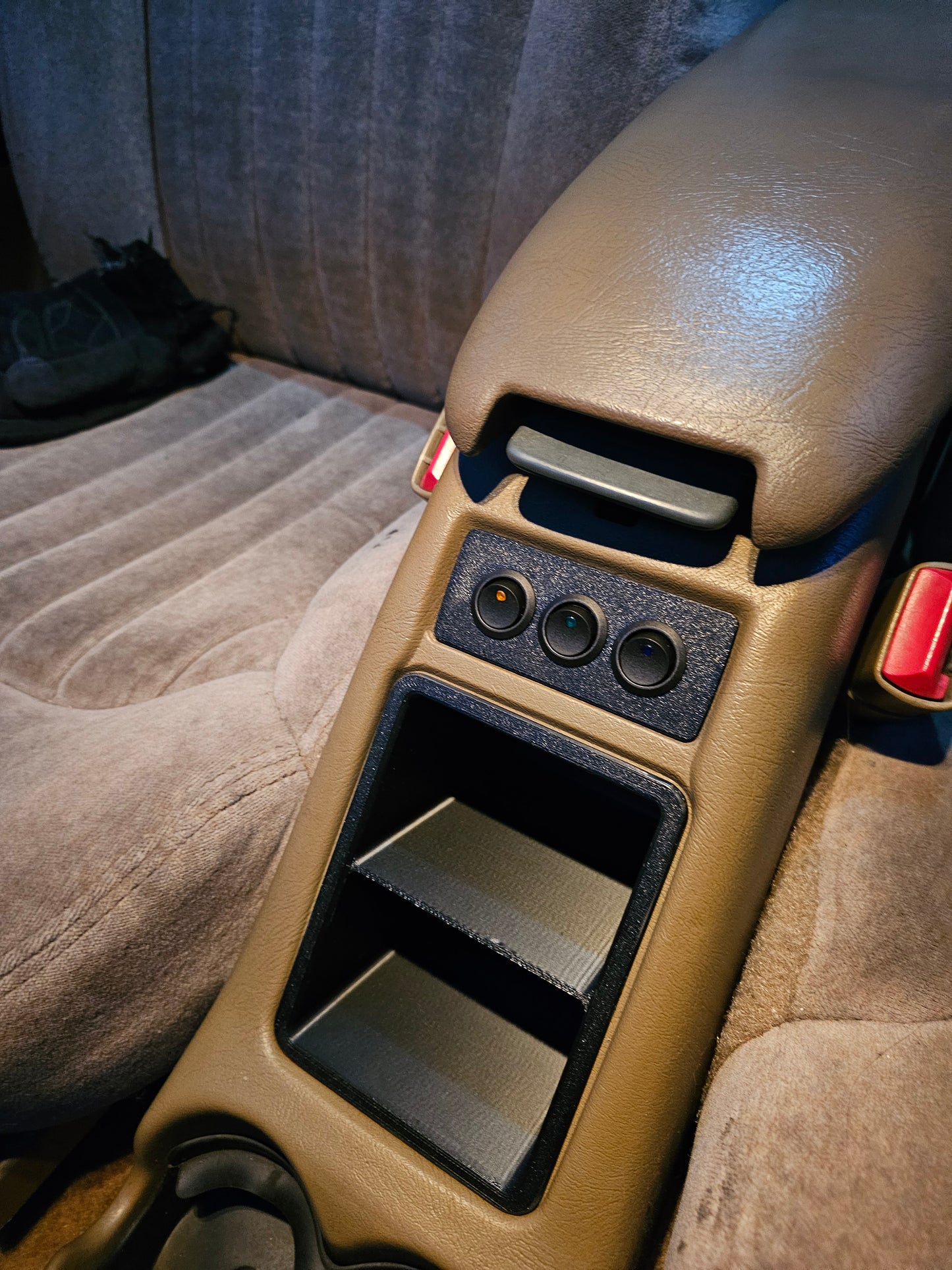 2nd Gen S-10 Center Console Coin Holder to Blank Panel Conversion