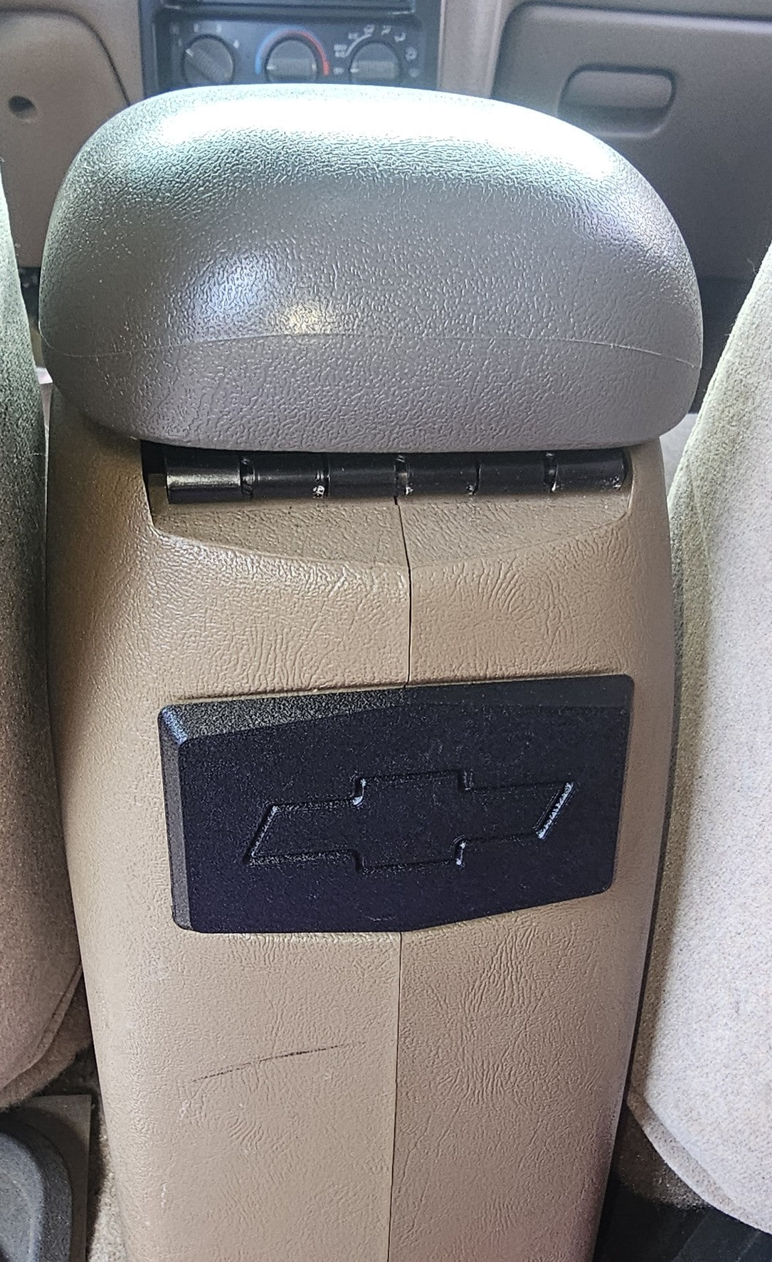 2nd Gen Chevrolet S10 Blazer & GMC Jimmy - Center Console Rear Trim Cover Plate (1994-2004)